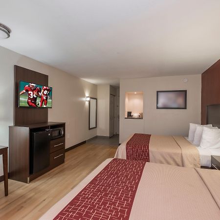 Red Roof Inn Plus+ Poughkeepsie Exterior foto