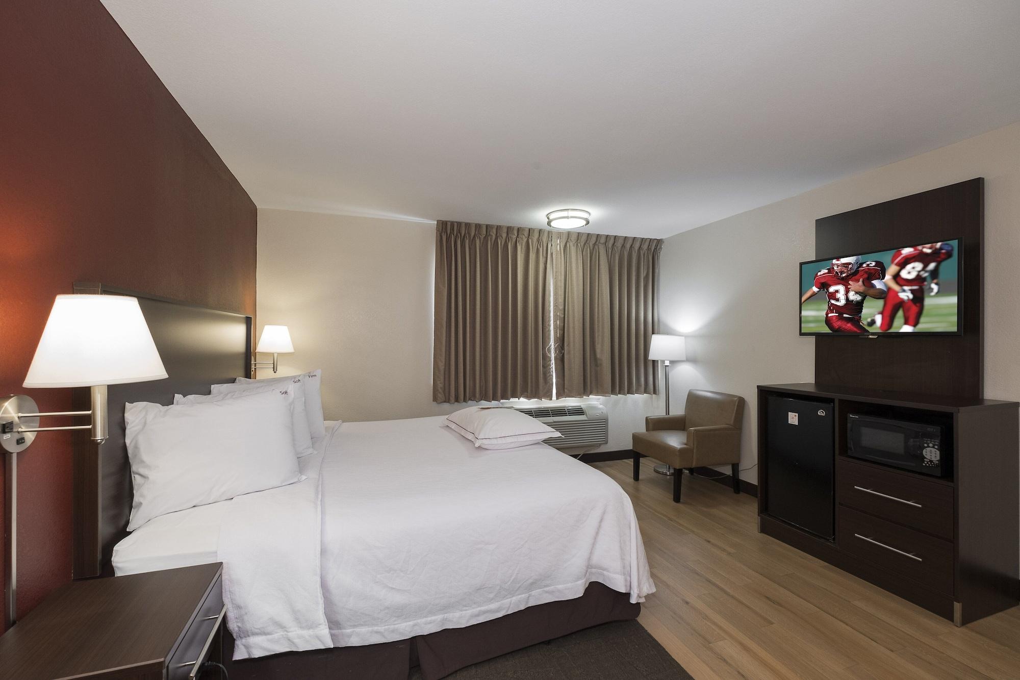 Red Roof Inn Plus+ Poughkeepsie Exterior foto