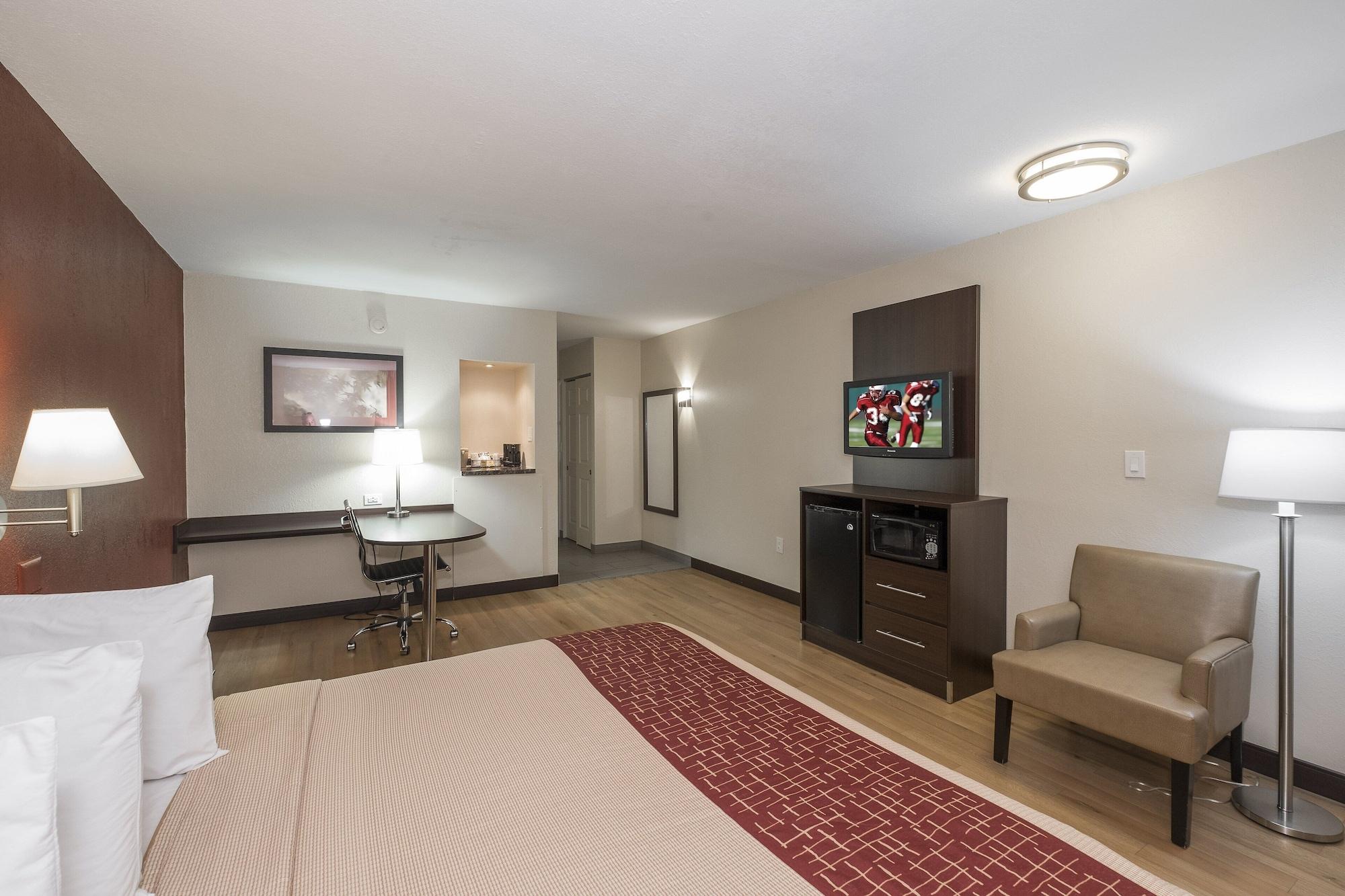 Red Roof Inn Plus+ Poughkeepsie Exterior foto